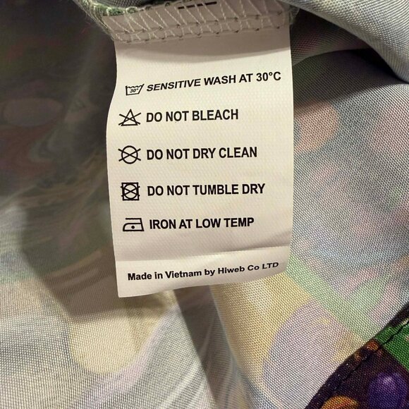 NWT JammyJob Mardi Gras Shirt Size L — Mask Graphic Button Front Top | Gift Idea - Picture 8 of 8